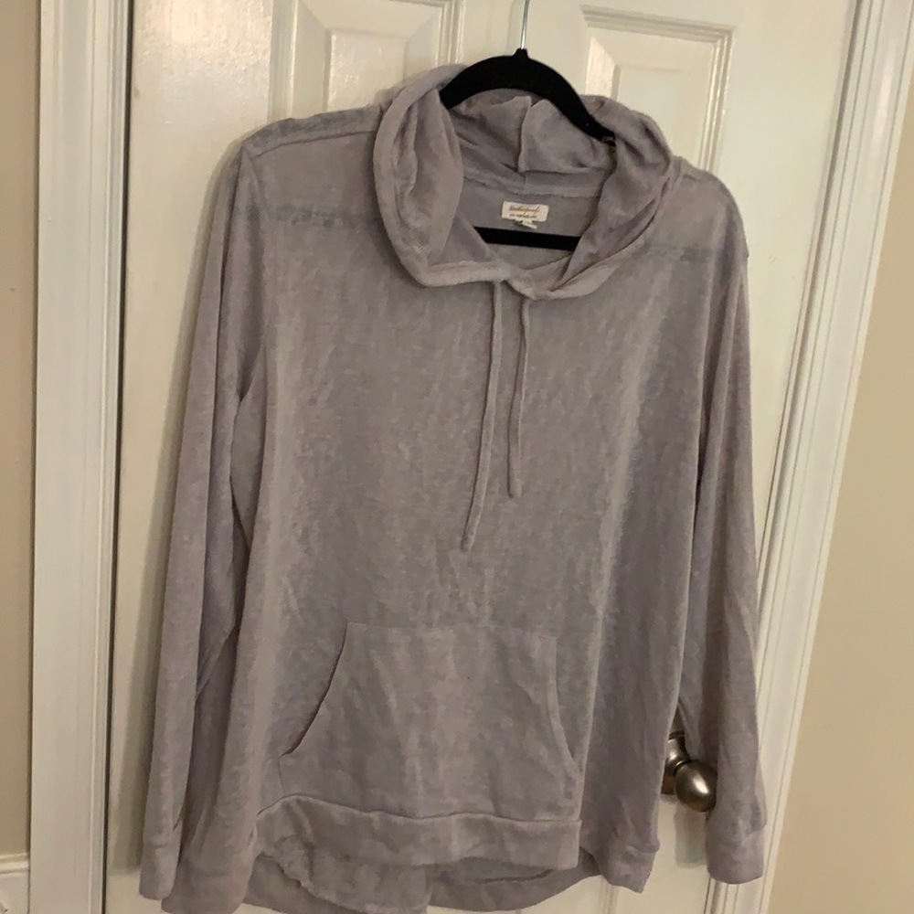 Grey  long sleeve hooded top by Weatherproof sz XL